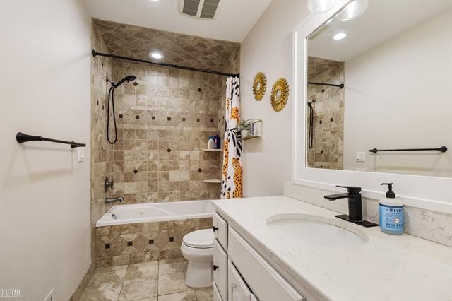 Builiding view twenty four for 38867 Winkler, Harrison Township, MI. 48045