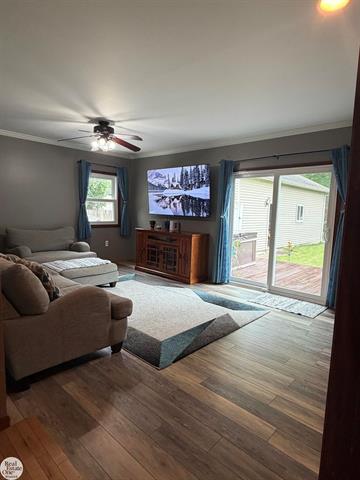 Builiding view fifteen for 38055 Winkler, Harrison Township, MI. 48045