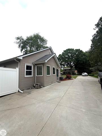 Builiding view thirty four for 38055 Winkler, Harrison Township, MI. 48045