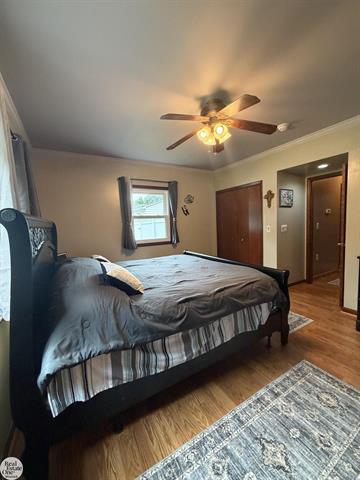 Builiding view twenty for 38055 Winkler, Harrison Township, MI. 48045