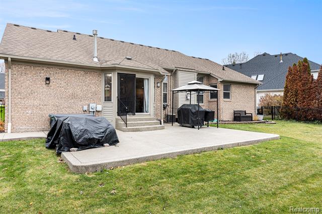 Builiding view three for 38846 Hampton, Harrison Township, MI. 48045