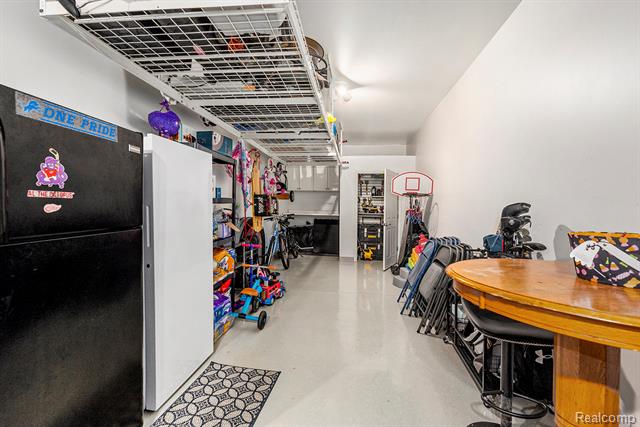 Builiding view twenty four for 38846 Hampton, Harrison Township, MI. 48045