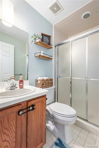 Builiding view twenty one for 38846 Hampton, Harrison Township, MI. 48045