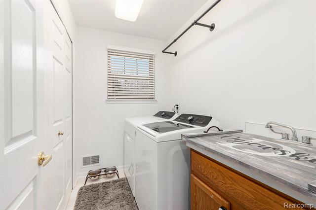 Builiding view twenty two for 38846 Hampton, Harrison Township, MI. 48045