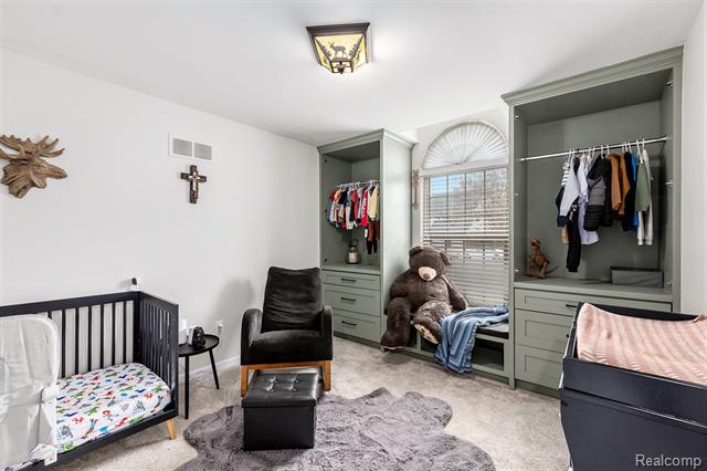 Builiding view twenty for 38846 Hampton, Harrison Township, MI. 48045