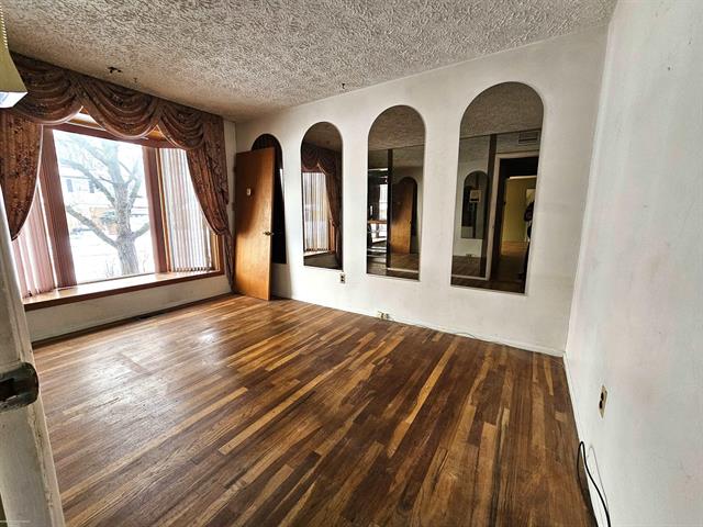 Builiding view eight for 30 Mulligan, Mount Clemens, MI. 48043