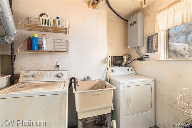 Builiding view fifteen for 39721 Camp, Harrison Township, MI. 48045