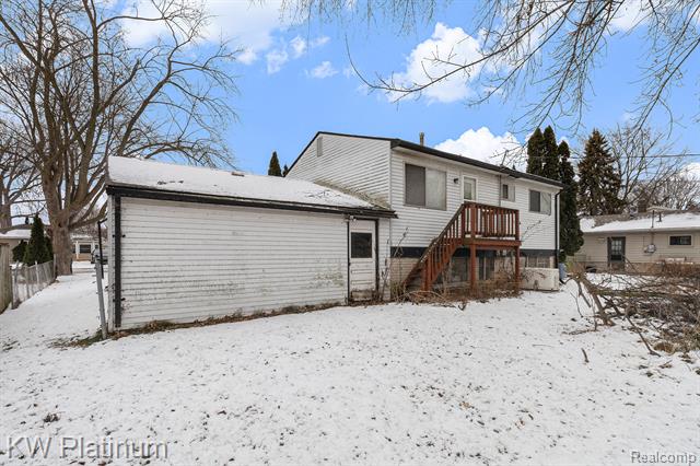 Builiding view twenty for 39721 Camp, Harrison Township, MI. 48045