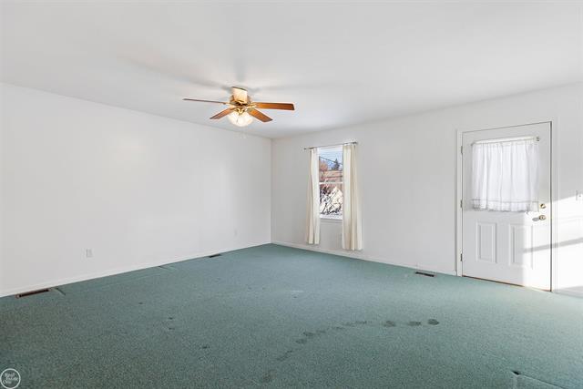 Builiding view fifteen for 21227 Hillcrest, Clinton Township, MI. 48036