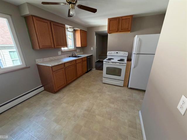 Builiding view four for 114 High, Mount Clemens, MI. 48043