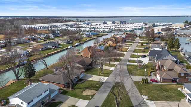 Builiding view thirty five for 41589 Windmill, Harrison Township, MI. 48045