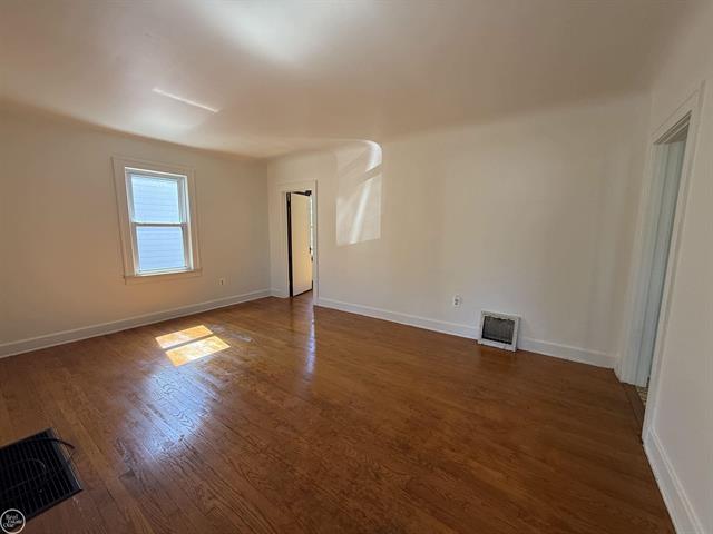 Builiding view nine for 33 High, Mount Clemens, MI. 48043