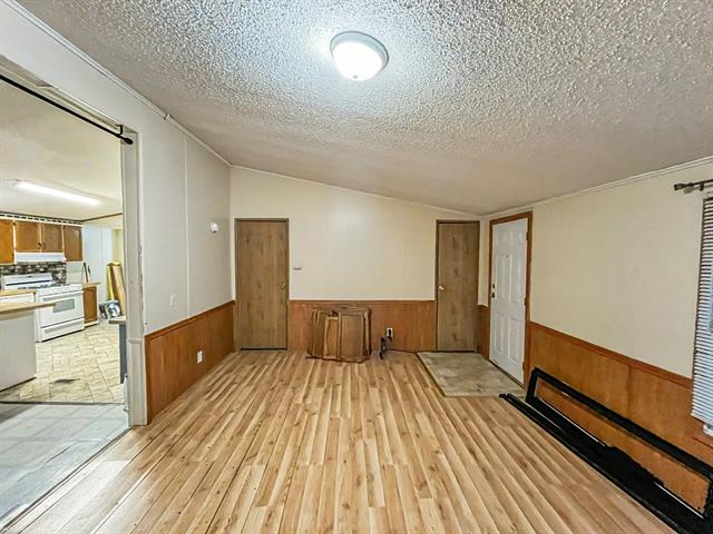 Builiding view seven for 43432 Meadowlark, Clinton Township, MI. 48036