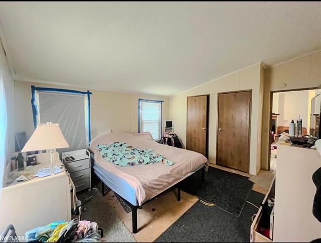 Builiding view seventeen for 43432 Meadowlark, Clinton Township, MI. 48036