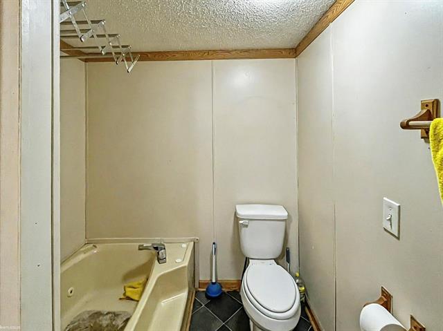 Builiding view twenty for 43432 Meadowlark, Clinton Township, MI. 48036