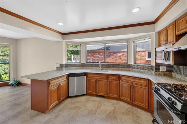 Builiding view eleven for 43325 Nebel Tr, Clinton Township, MI. 48038