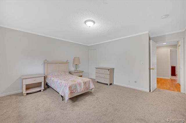 Builiding view thirteen for 44680 Elizabeth, Clinton Township, MI. 48036