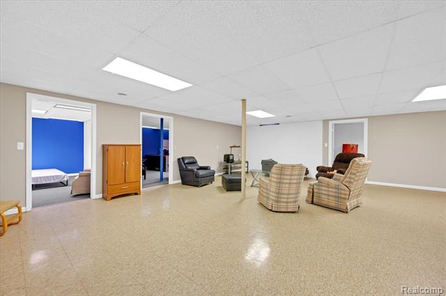 Builiding view twenty for 44680 Elizabeth, Clinton Township, MI. 48036