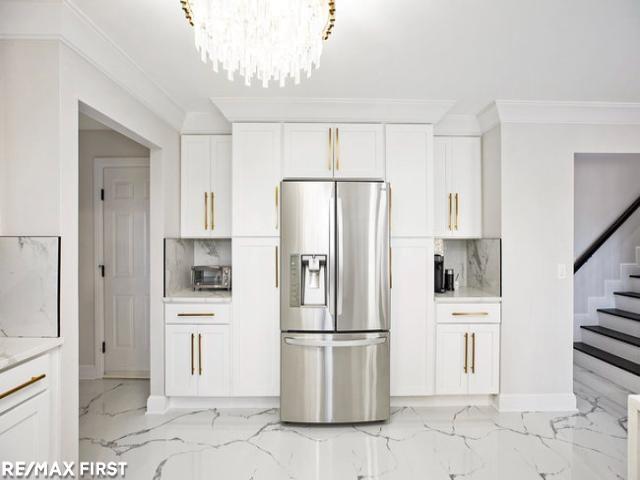 Builiding view seventeen for 18765 Riverside Glen, Macomb, MI. 48044