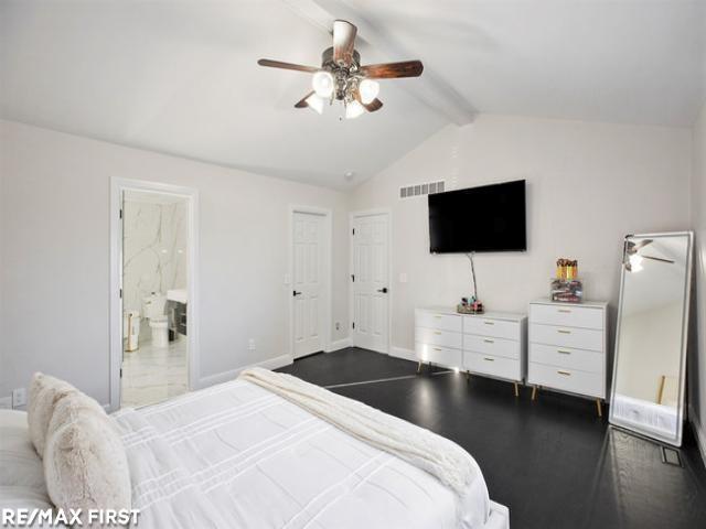 Builiding view twenty eight for 18765 Riverside Glen, Macomb, MI. 48044