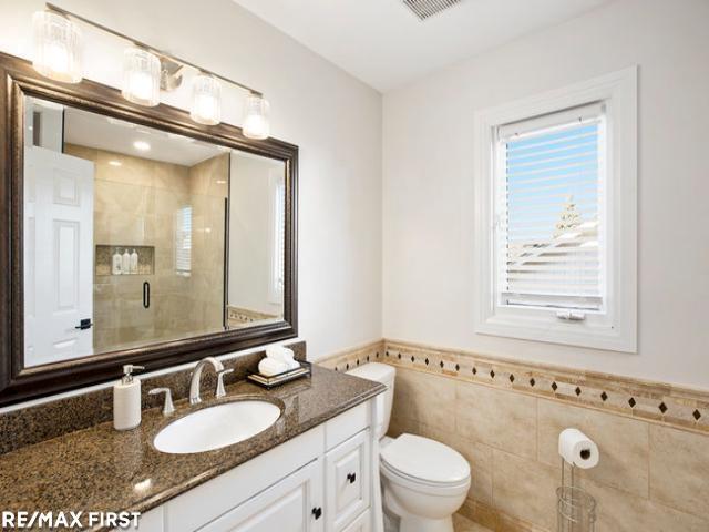 Builiding view twenty one for 18765 Riverside Glen, Macomb, MI. 48044