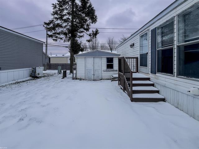 Builiding view two for 45130 Sheri, Macomb, MI. 48044