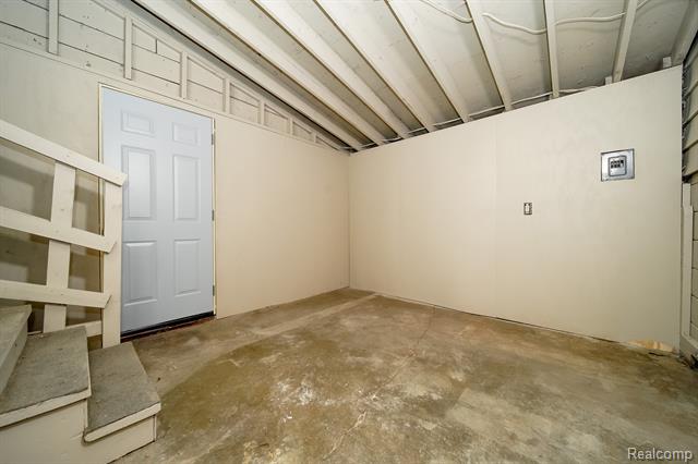 Builiding view fifty four for 23424 Urban, Macomb, MI. 48042