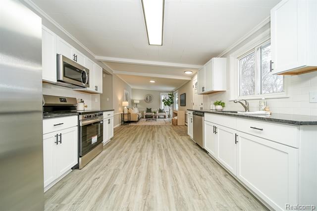 Builiding view thirteen for 23424 Urban, Macomb, MI. 48042