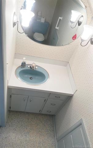 Builiding view nineteen for 45301 North Branch D, Macomb, MI. 48042