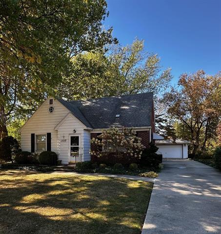 front view for 45301 North Branch D, Macomb, Mi. 48042