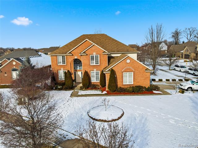 Builiding view fifty five for 19573 Potomac, Macomb, MI. 48044