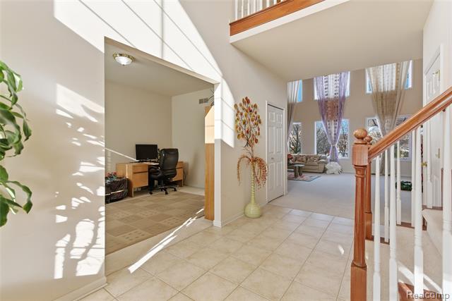 Builiding view twenty three for 19573 Potomac, Macomb, MI. 48044