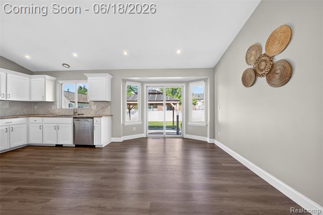 Builiding view seven for 45925 Ashwood, Macomb, MI. 48044