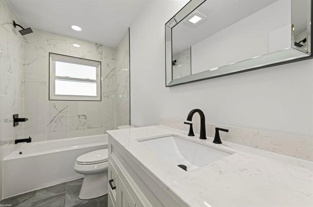 Builiding view fourteen for 46730 Romeo Plank, Macomb, MI. 48044