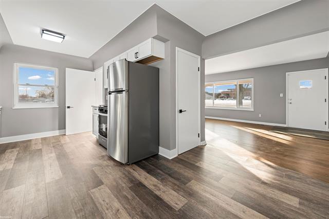 Builiding view seven for 46730 Romeo Plank, Macomb, MI. 48044