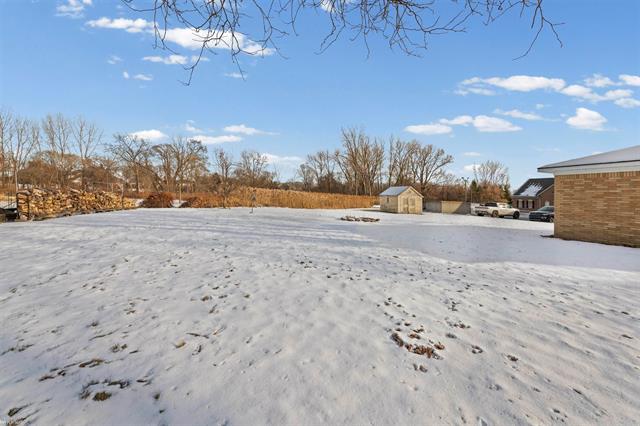 Builiding view thirty for 46730 Romeo Plank, Macomb, MI. 48044