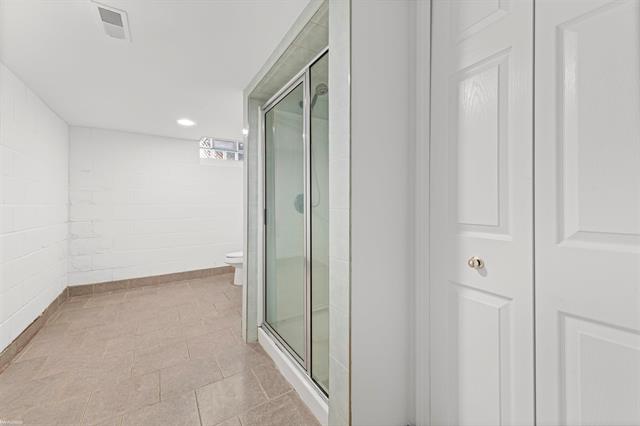 Builiding view twenty one for 46730 Romeo Plank, Macomb, MI. 48044