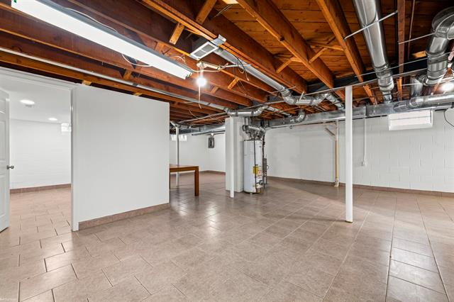 Builiding view twenty for 46730 Romeo Plank, Macomb, MI. 48044