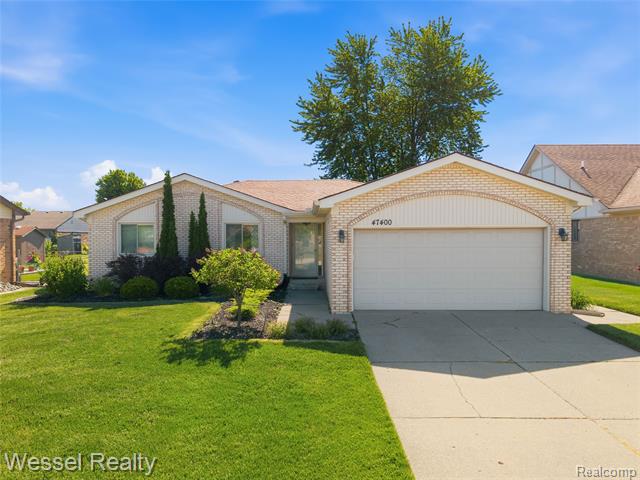 front view for 47400 Sanborn Dr, Macomb, Mi. 48044