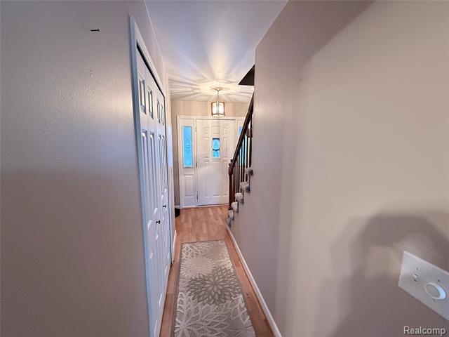 Builiding view eight for 26384 Mapleridge, New Baltimore, MI. 48051