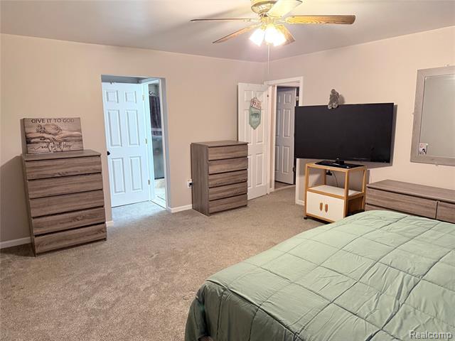 Builiding view thirteen for 26384 Mapleridge, New Baltimore, MI. 48051