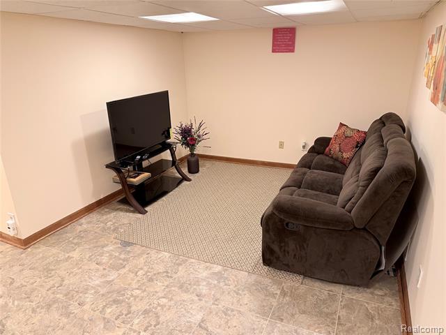 Builiding view twenty seven for 26384 Mapleridge, New Baltimore, MI. 48051