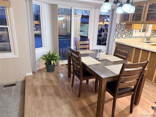 Builiding view twenty for 26384 Mapleridge, New Baltimore, MI. 48051