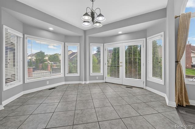 Builiding view fifteen for 21642 Kendyl, Macomb, MI. 48044
