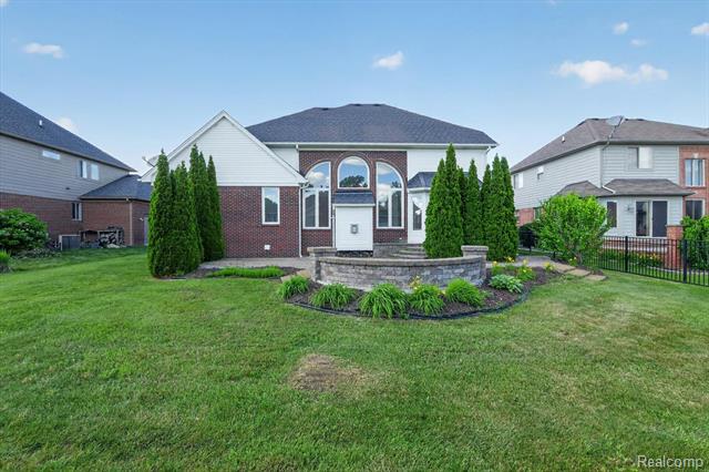 Builiding view forty eight for 21642 Kendyl, Macomb, MI. 48044