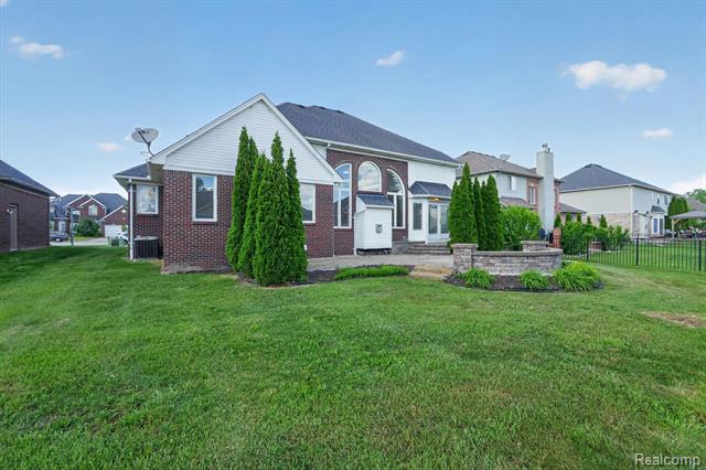 Builiding view forty nine for 21642 Kendyl, Macomb, MI. 48044