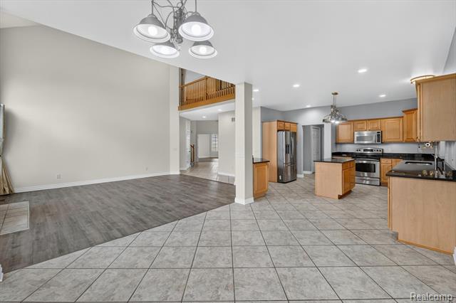 Builiding view sixteen for 21642 Kendyl, Macomb, MI. 48044