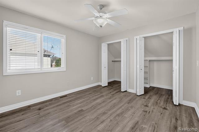 Builiding view thirty seven for 21642 Kendyl, Macomb, MI. 48044