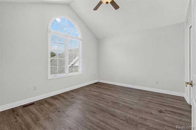Builiding view twenty nine for 21642 Kendyl, Macomb, MI. 48044