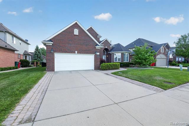 Builiding view two for 21642 Kendyl, Macomb, MI. 48044